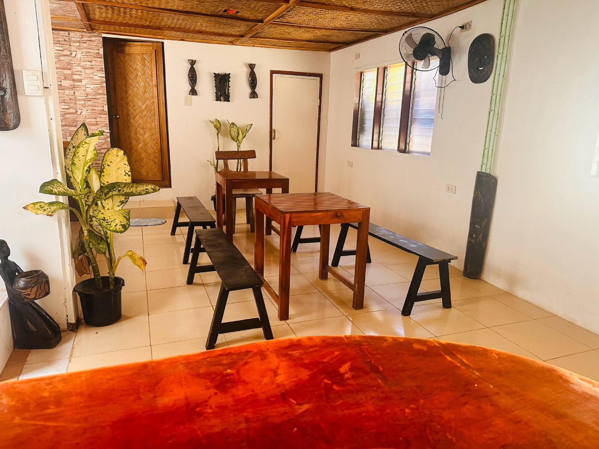 Hangout'S Hostel إل نيدو المظهر الخارجي الصورة